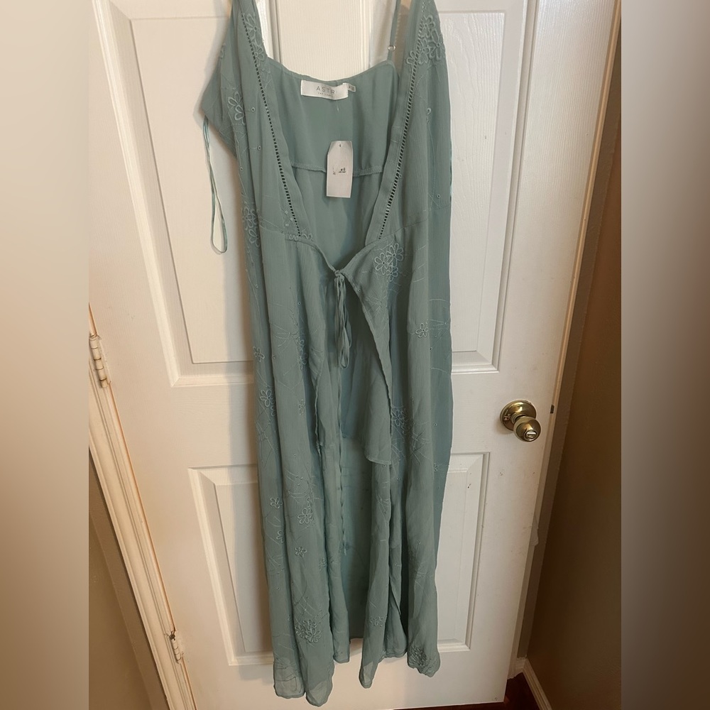 ASTR brand new tagged dress kimono